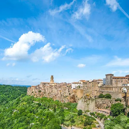 Stunning In Manciano Marciano della Chiana